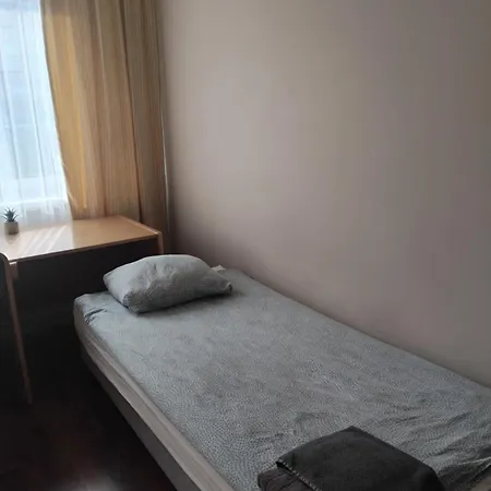 Apartman 327 Twin Self Checkin *